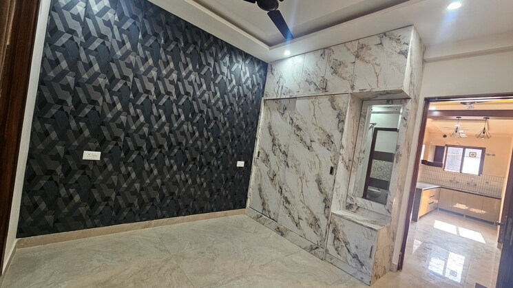 Bedroom, peer mucchalla 3 Bedroom 110 Sq.Yd. Builder Floor In Peer Mucchalla Zirakpur 8120900