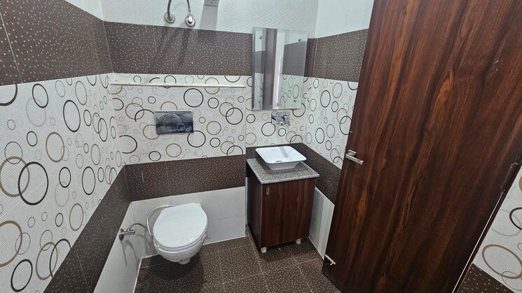 Master Bedroom, peer mucchalla 3 Bedroom 110 Sq.Yd. Builder Floor In Peer Mucchalla Zirakpur 8120900