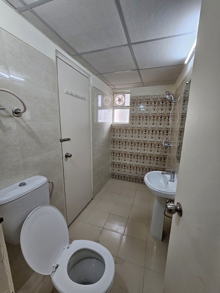 Master Bedroom, mahagun-mywoods 3 Bedroom 1240 Sq.Ft. Apartment In Sector 16c Greater Noida Greater Noida 8120903