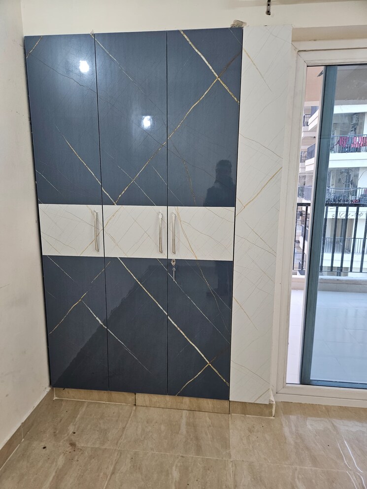 Master Bedroom, mahagun-mywoods 3 Bedroom 1240 Sq.Ft. Apartment In Sector 16c Greater Noida Greater Noida 8120903