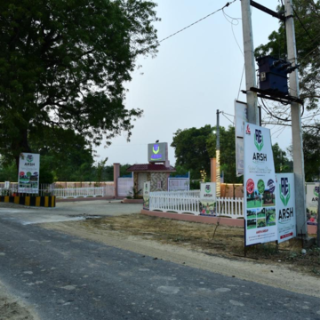 Plot – Exterior View View at Raebareli Road - for Sale
