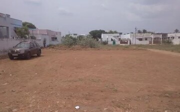 Plot For Sale in Sikandrabad