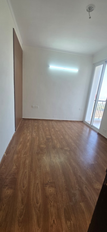 Master Bedroom in 3 BHK Apartment at Amrapali Riverview, Amrapali Leisure Valley – for Rent