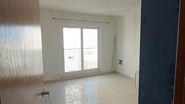 Room in 3 BHK Apartment at INDIS Viva City, Kondapur – for Rent
