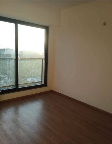 Room in 2 BHK Apartment at Runwal Bliss, Kanjurmarg East – for Rent