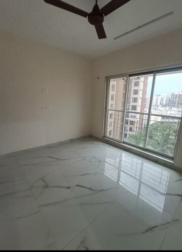 Room in 2 BHK Apartment at Runwal Bliss, Kanjurmarg East – for Rent