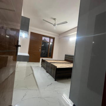 Room in 2 BHK Builder Floor at Pushp Vihar – for Rent