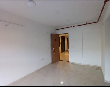 Room in 2 BHK Apartment at Shapoorji Pallonji Vicinia, Powai – for Rent