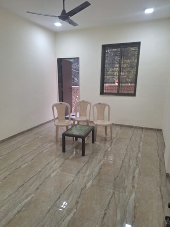 1 BHK Apartment For Rent in Bandstand Apartment Bandra West Mumbai  8121170