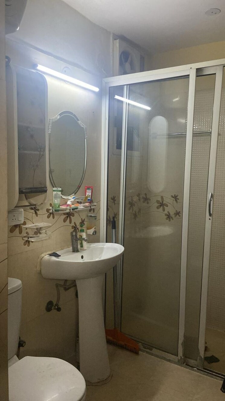 Master Bedroom, prateek-laurel 3 Bedroom 1385 Sq.Ft. Apartment In Sector 120 Noida 8121204