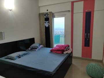 Bedroom in 2.5 BHK Apartment at Mahagun Moderne, Sector 78 – for Rent