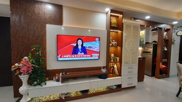 Furnished Amenities in 2 BHK Apartment at Mahagun Mirabella, Sector 79 – for Rent