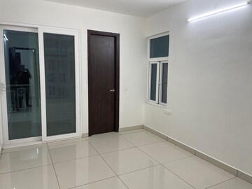 Room in 3 BHK Apartment at Altura Apartments, Ghazipur – for Rent