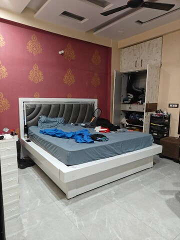 Bedroom in 2 BHK Builder Floor at RWA Apartments Sector 52, Sector 52 – for Rent