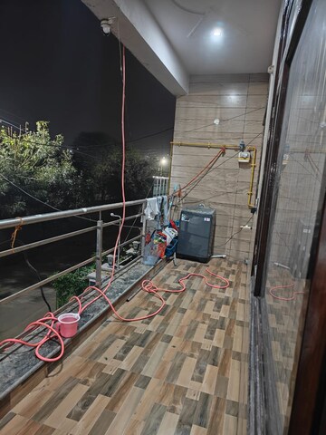 Balcony in 2 BHK Builder Floor at RWA Apartments Sector 52, Sector 52 – for Rent