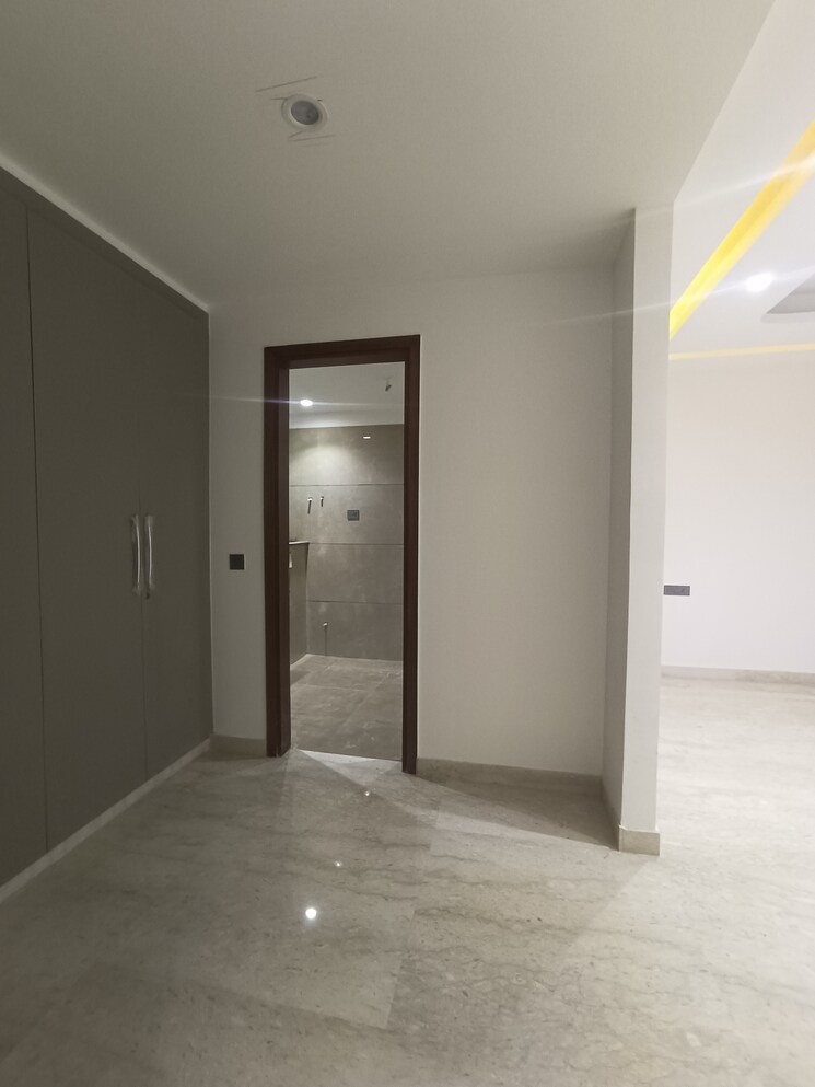 Room, srishti-greenfield-homes 4 Bedroom 3500 Sq.Ft. Builder Floor In Green Fields Colony Faridabad 8121285