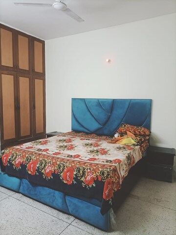 Bedroom in 3 BHK Builder Floor at Unitech South City II, Sector 50 – for Rent