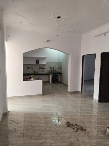 Building Lobby in 2 BHK Independent House at Jankipuram Extension – for Rent