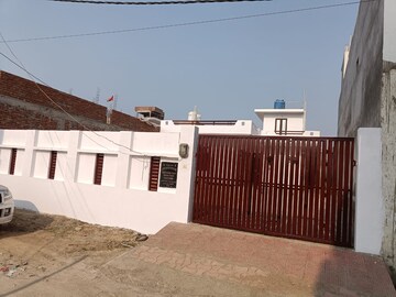 2 BHK Independent House – Exterior View View at Jankipuram Extension - for Rent