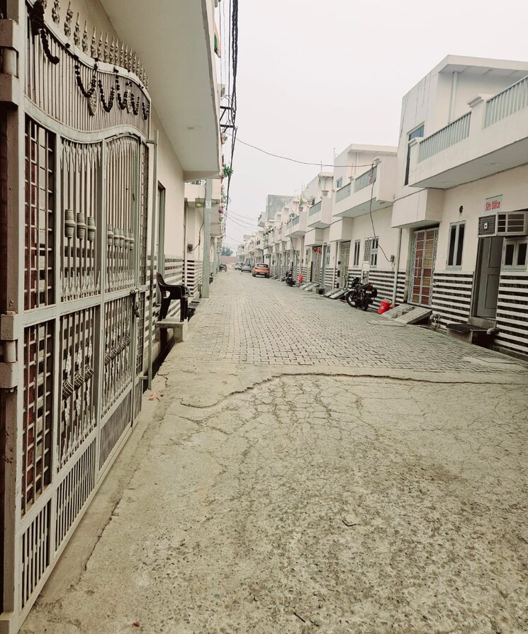 Exterior View, madhuban-enclave  70 Sq.Yd. Plot In Khera Dhrampura Greater Noida 8121340