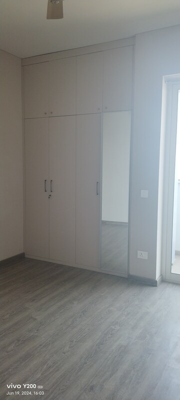 Room in 2 BHK Apartment at M3M Sky City, Sector 65 – for Rent