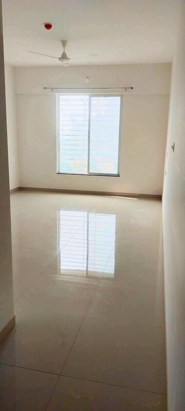Room in 1 BHK Apartment at Yashwin Orrizonte, Kharadi – for Rent