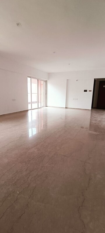 Room in 3 BHK Apartment at Lohia Jain Vallonia Apartments, Bavdhan – for Rent