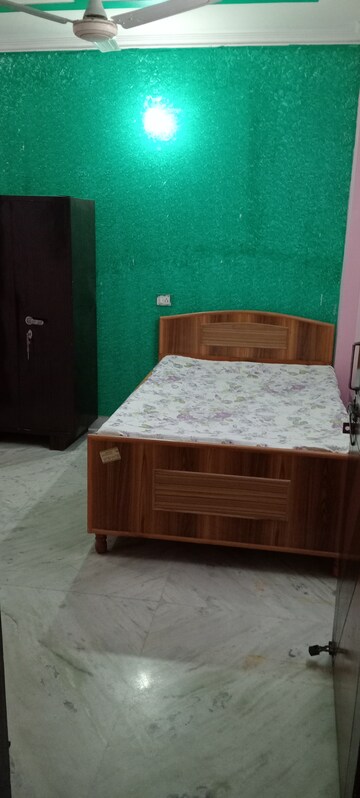 Bedroom in 2 BHK Builder Floor at Govindpuri – for Rent