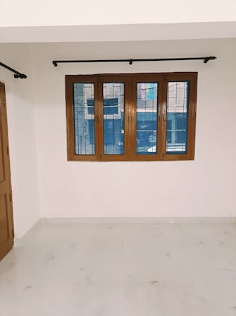 2 BHK Independent House For Rent in Vasundhara Enclave Delhi  8121457