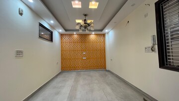 3 BHK Builder Floor For Rent in Dwarka Mor