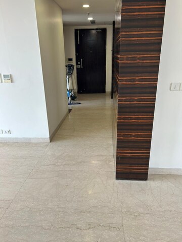 Room in 4 BHK Apartment at Abw La Lagune, Sector 54 – for Rent