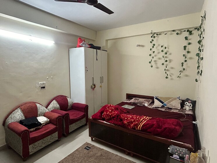 Bedroom, sector 115 1 Bedroom 85 Sq.Yd. Builder Floor In Sector 115 Mohali 8121642