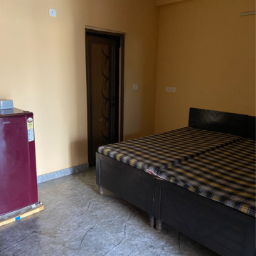Bedroom in 1.5 BHK Builder Floor at Sector 63 – for Rent