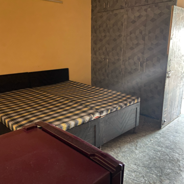 Bedroom in 1.5 BHK Builder Floor at Sector 63 – for Rent