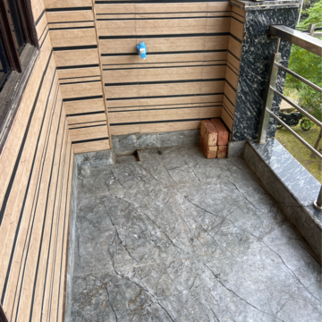 Balcony in 1.5 BHK Builder Floor at Sector 63 – for Rent