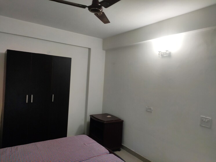 Bedroom, sector 115 1 Bedroom 400 Sq.Ft. Apartment In Sector 115 Mohali 8121651