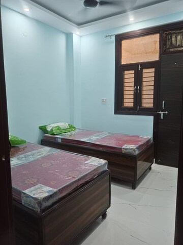 Bedroom in 2 BHK Builder Floor at Dwarka Mor – for Rent