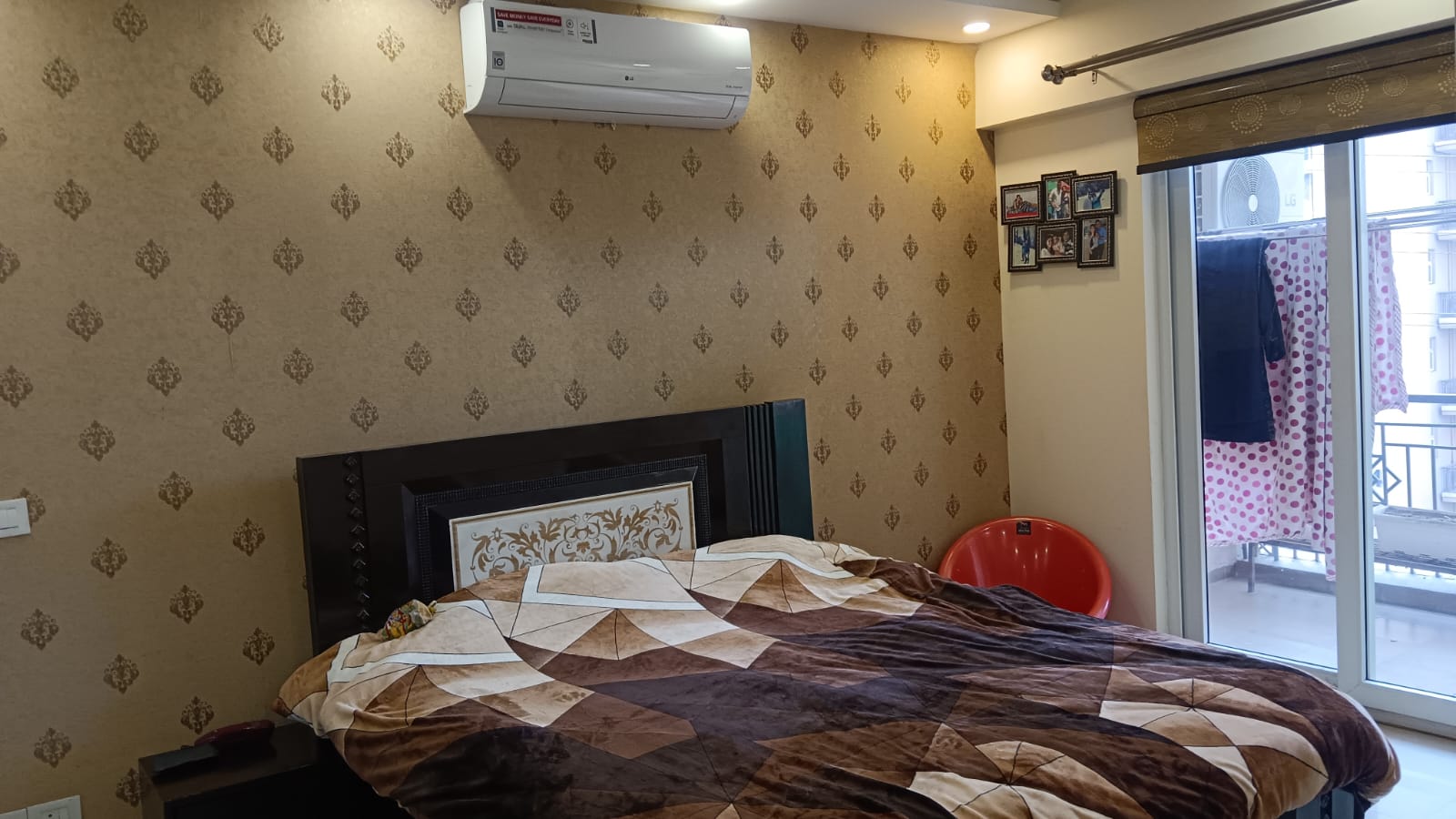 4 BHK + Servant Room 2400 Sq.Ft. Apartment in Tulip Purple