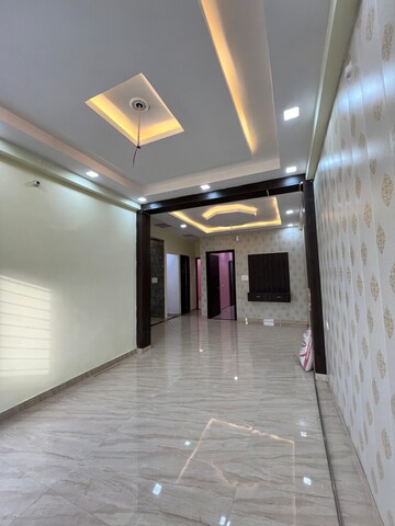 Room in 3 BHK Independent House at Chinhat – for Sale