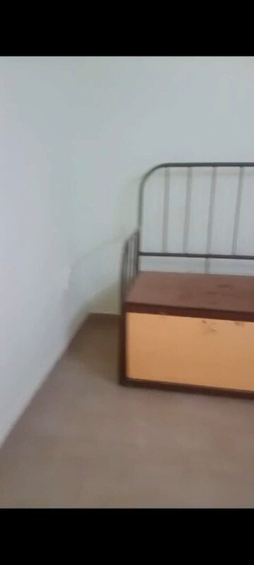 Room in 1 BHK Apartment at Viman Nagar – for Rent