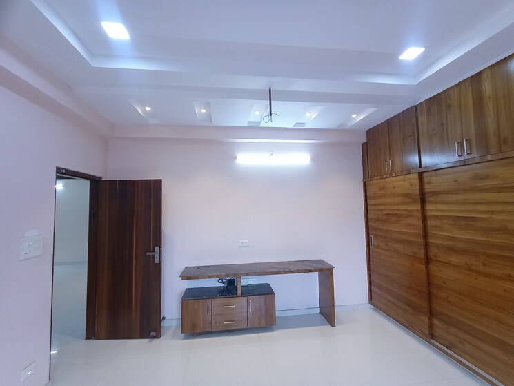 Room, madhurawada 2 Bedroom 1300 Sq.Ft. Apartment In Madhurawada Vizag 8121892