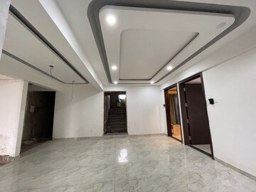 Room in 1 BHK Apartment at Magarpatta City Zinnia, Hadapsar – for Rent