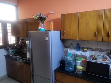 Furnished Amenities in 2 BHK Apartment at Sector 37 – for Rent