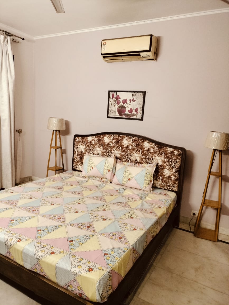3 BHK + Servant Room Apartment For Sale in Tulip Violet