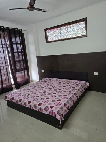 Bedroom in 3 BHK Apartment at Sector 127 – for Rent