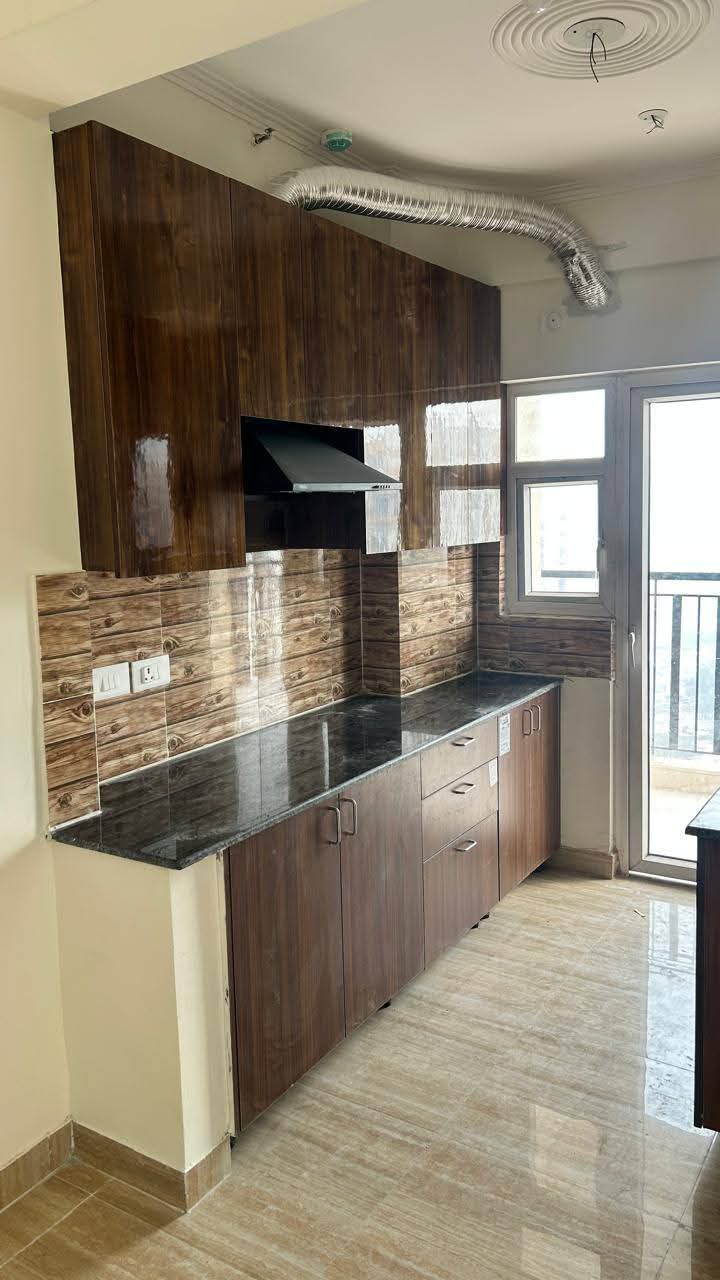 2 BHK + Study Room Apartment For Sale in Amrapali Leisure Park