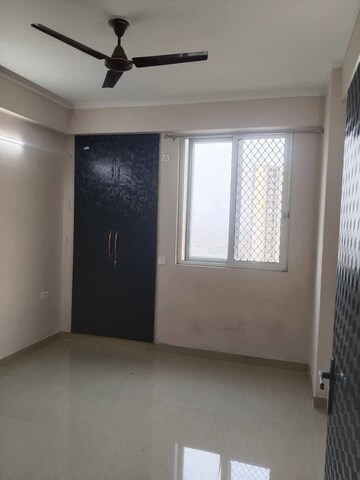 Room in 3 BHK Apartment at Supertech Ecovillage II, Sector 16b Greater Noida – for Sale