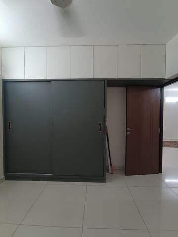 2.5 BHK Apartment For Rent in Ambience Courtyard, Manikonda
