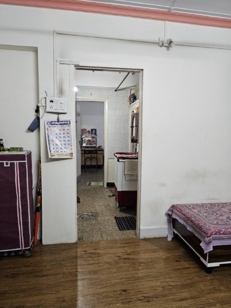 Living Room, jai-hind-chs-kalyan 1 RK 420 Sq.Ft. Apartment In Kalyan West Thane 8122115