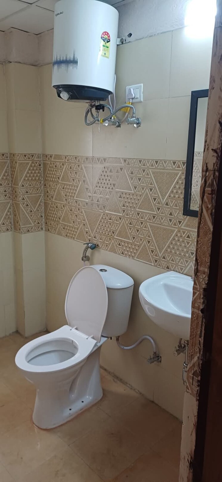 Bathroom, amrapali-golf-homes 3 Bedroom 1595 Sq.Ft. Apartment In Sector 4, Greater Noida Greater Noida 8122146